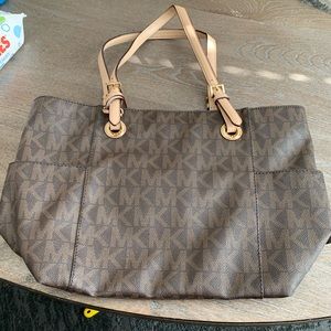 Michael Kors tote